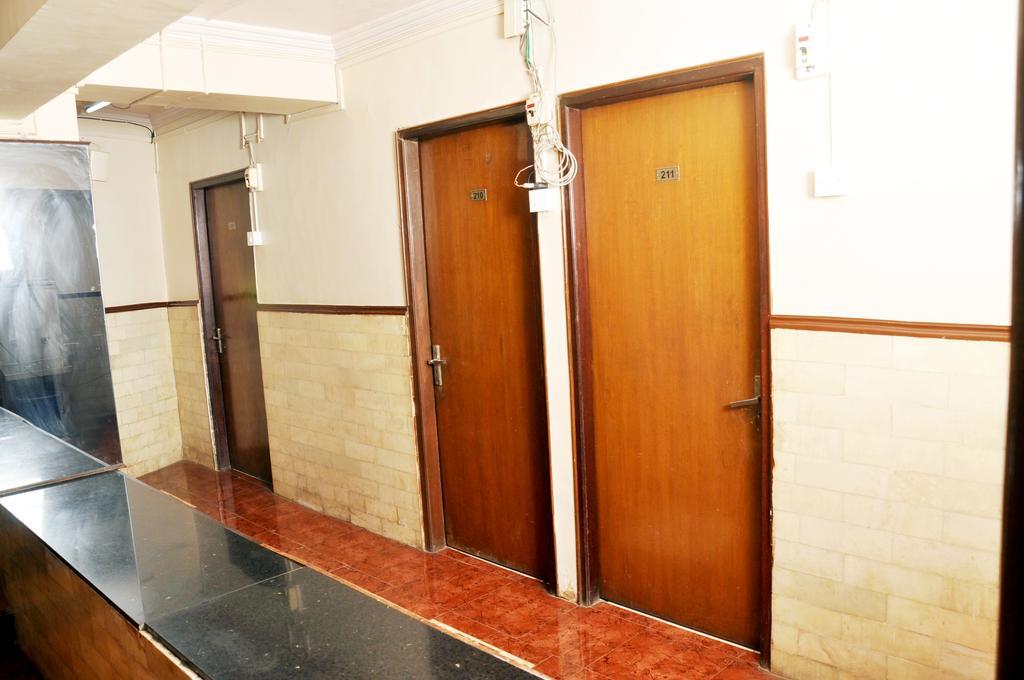 Hotel New Shalimar Bombaim Exterior foto