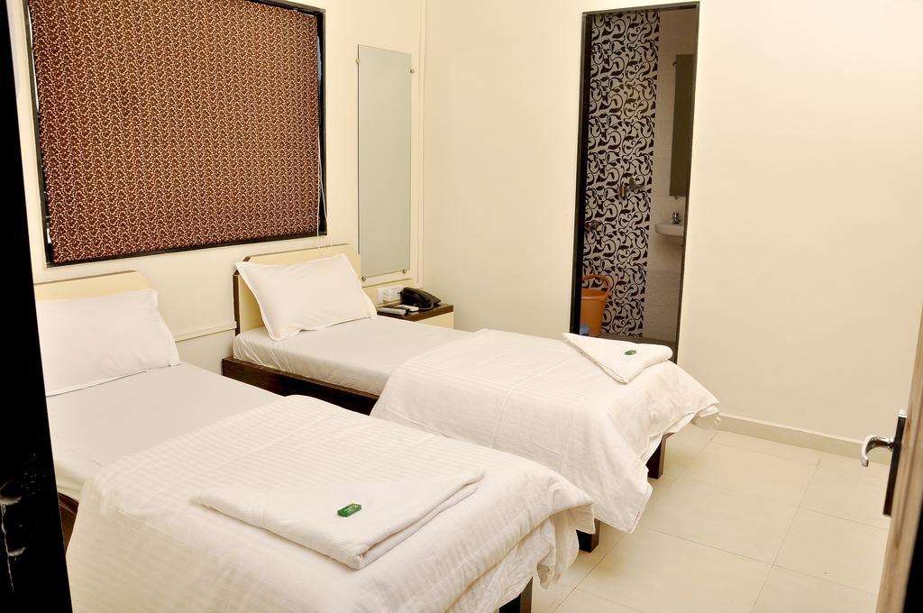 Hotel New Shalimar Bombaim Exterior foto